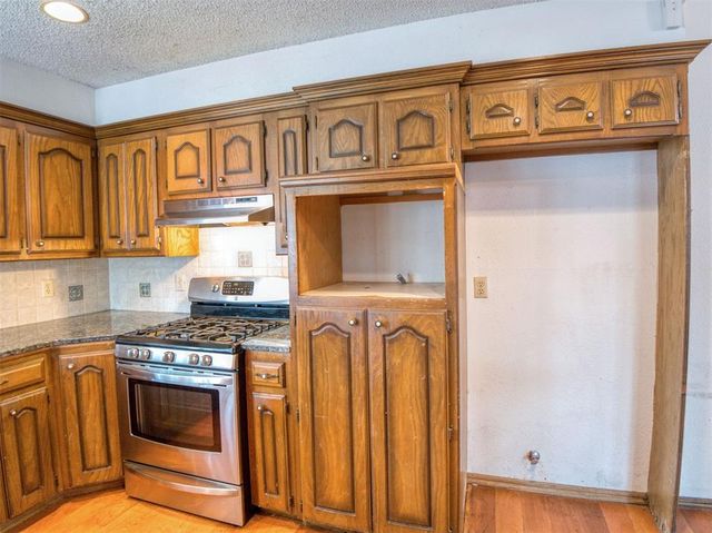 2102 Vanessa Drive, Norman, OK 73071