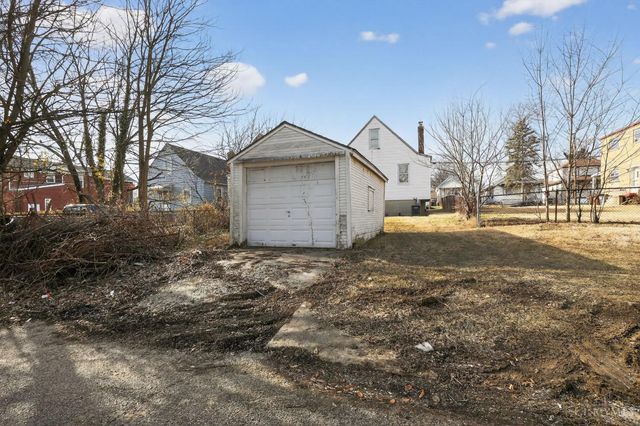 6822 Betts Avenue, North College Hill, OH 45239