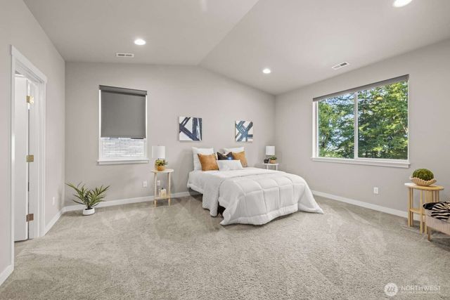 3807 29th AVE Court E, Tacoma, WA 98404