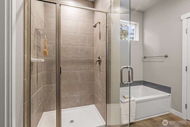 3807 29th AVE Court E, Tacoma, WA 98404
