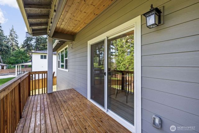 3807 29th AVE Court E, Tacoma, WA 98404