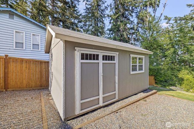 3807 29th AVE Court E, Tacoma, WA 98404