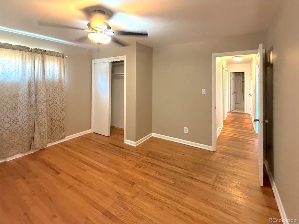 Image 8 of property listing at 5298 S Grant Street, Littleton, CO 80121