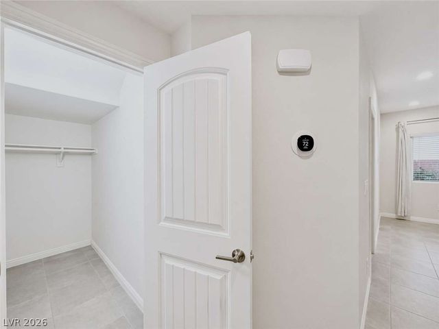 8368 Aruba Blue Creek Court, Las Vegas, NV 89113