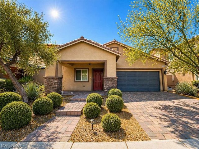 8368 Aruba Blue Creek Court, Las Vegas, NV 89113