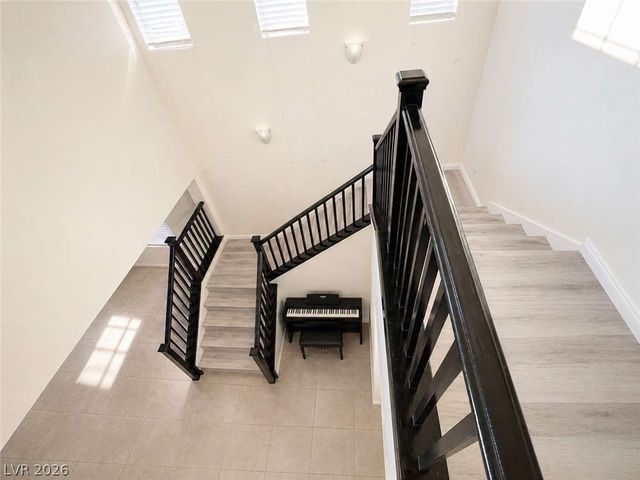 8368 Aruba Blue Creek Court, Las Vegas, NV 89113