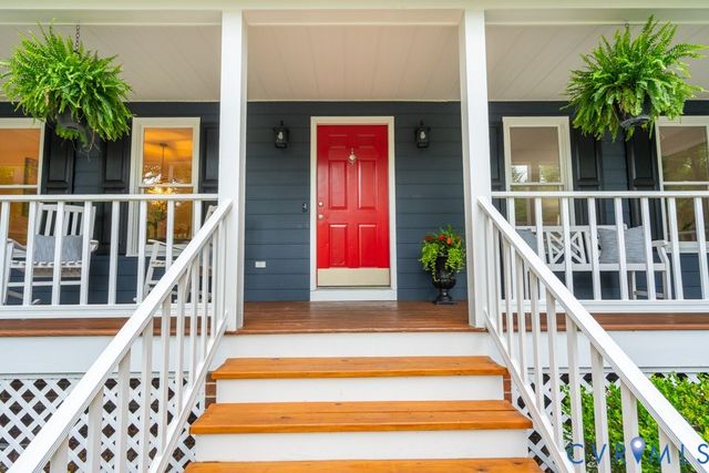 8560 Sunview Ln, North Chesterfield, VA 23235