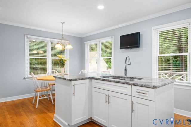 8560 Sunview Ln, North Chesterfield, VA 23235