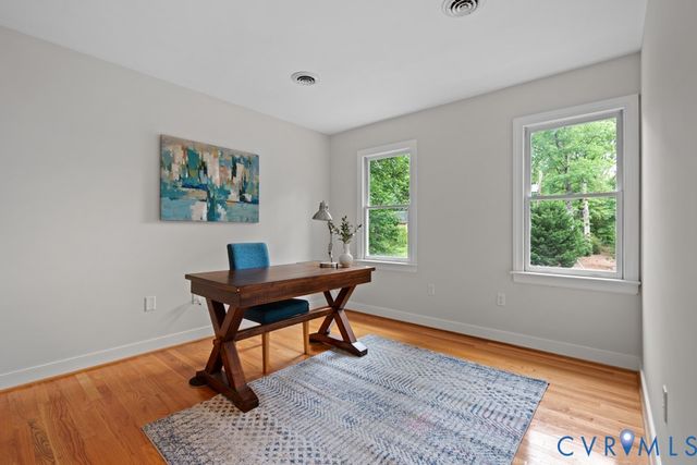 8560 Sunview Ln, North Chesterfield, VA 23235