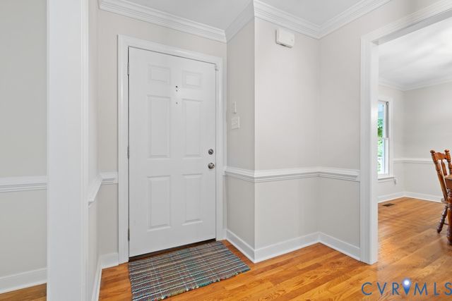 8560 Sunview Ln, North Chesterfield, VA 23235