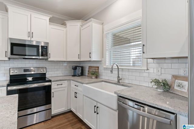 1888 CYRUS COVE TERRACE, Hoover, AL 35244