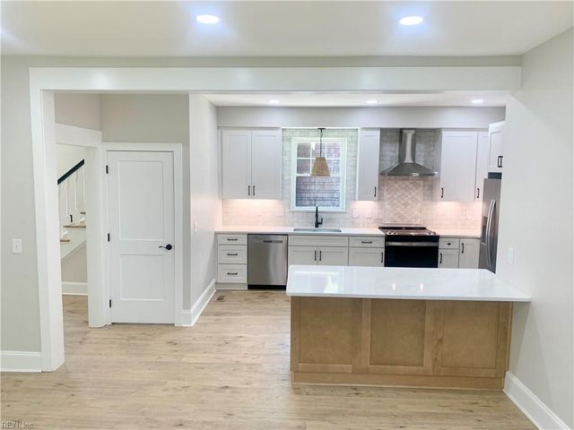 1432 Morris CRES, Norfolk, VA 23509