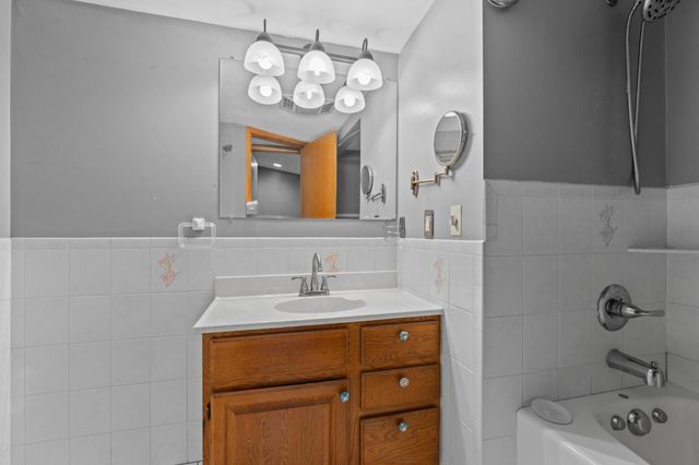 505 1st Avenue NE, Byron, MN 55920