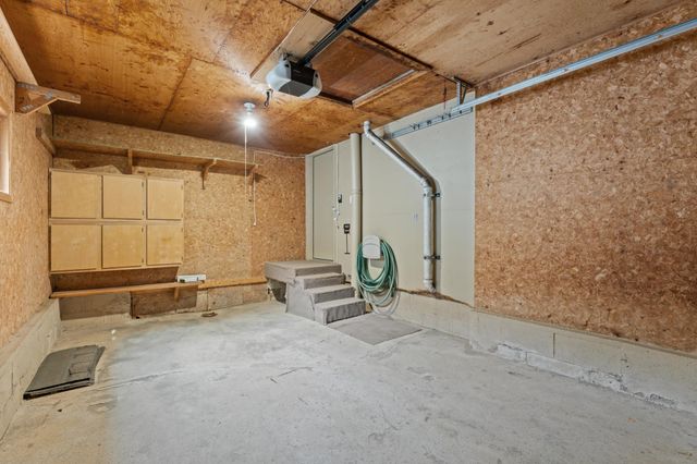 505 1st Avenue NE, Byron, MN 55920