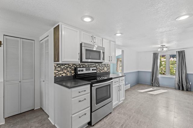 505 1st Avenue NE, Byron, MN 55920