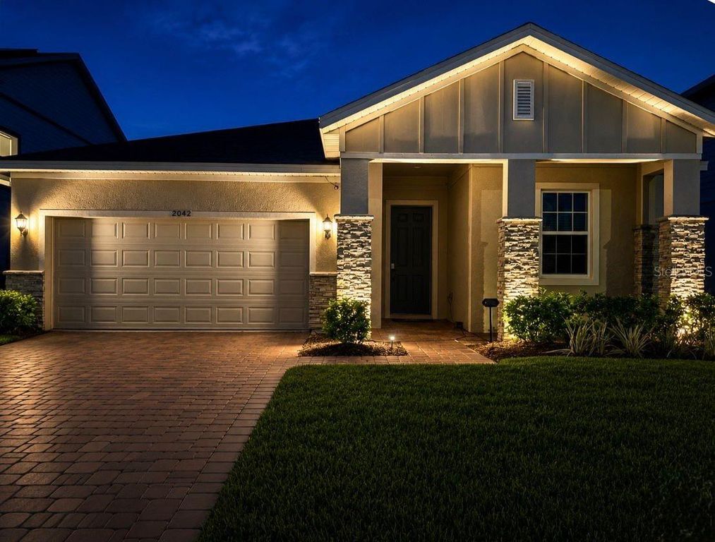 2042 IORIO STREET, St Cloud, FL 34771