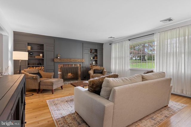 200 S FAIRVILLE RD, Chadds Ford, PA 19317