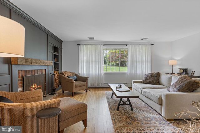 200 S FAIRVILLE RD, Chadds Ford, PA 19317