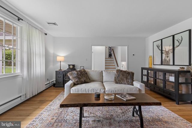 200 S FAIRVILLE RD, Chadds Ford, PA 19317