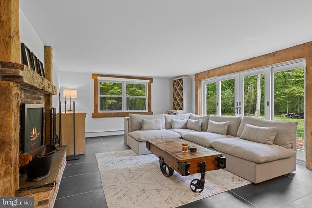200 S FAIRVILLE RD, Chadds Ford, PA 19317