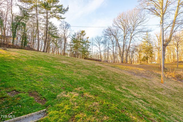 4316 Briarwood Road, Kingsport, TN 37664