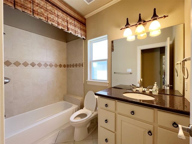 5455 Hidalgo Street, Houston, TX 77056