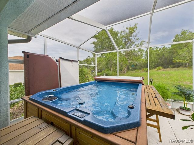 38 Balsam Street, Homosassa, FL 34446