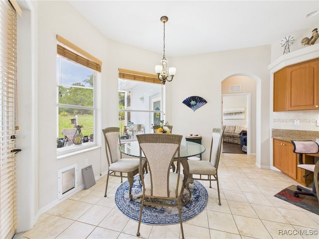 38 Balsam Street, Homosassa, FL 34446