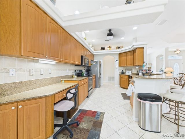 38 Balsam Street, Homosassa, FL 34446