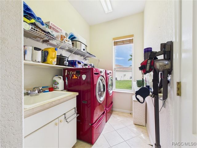 38 Balsam Street, Homosassa, FL 34446