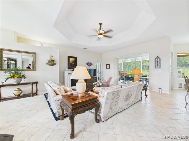 38 Balsam Street, Homosassa, FL 34446