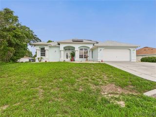 38 Balsam Street, Homosassa, FL 34446