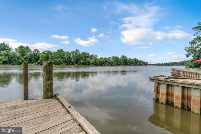 6149 HAWSER DR, King George, VA 22485