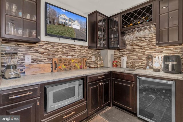 6149 HAWSER DR, King George, VA 22485