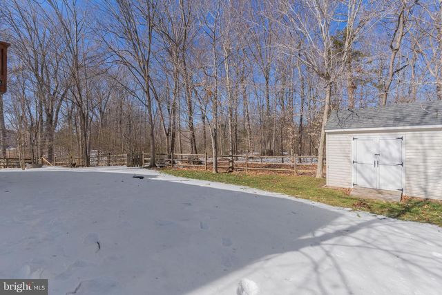 6149 HAWSER DR, King George, VA 22485