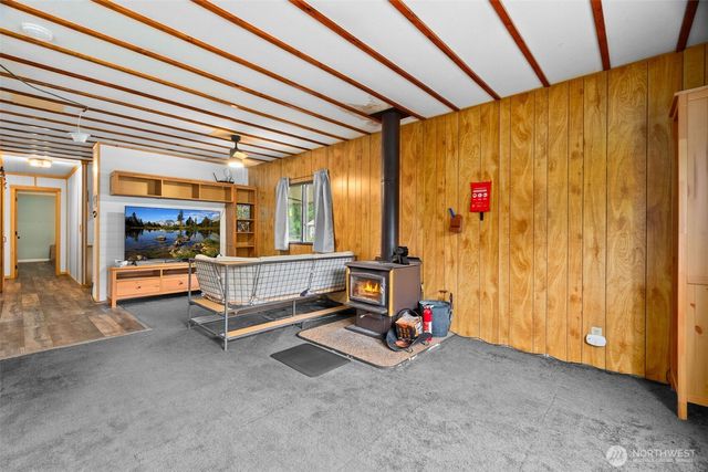 10739 128th Avenue SE, Rainier, WA 98576