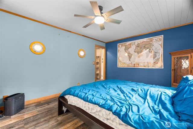 10739 128th Avenue SE, Rainier, WA 98576