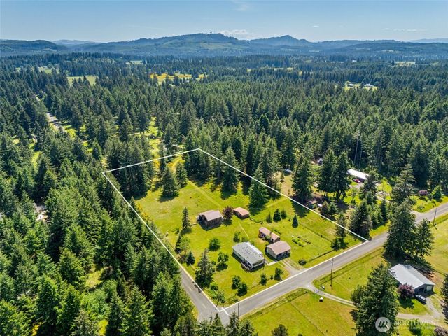 10739 128th Avenue SE, Rainier, WA 98576