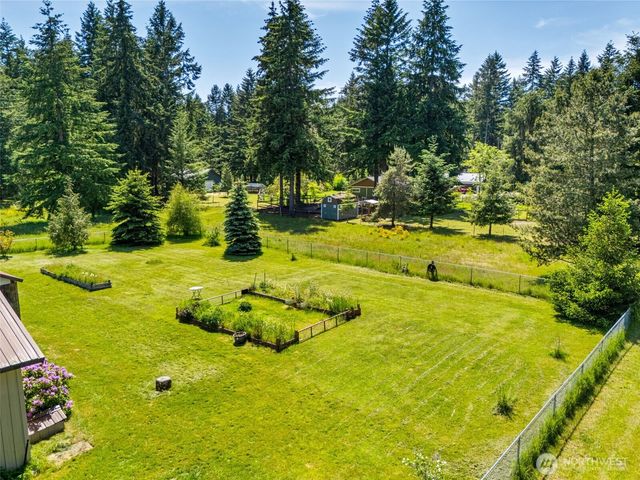 10739 128th Avenue SE, Rainier, WA 98576