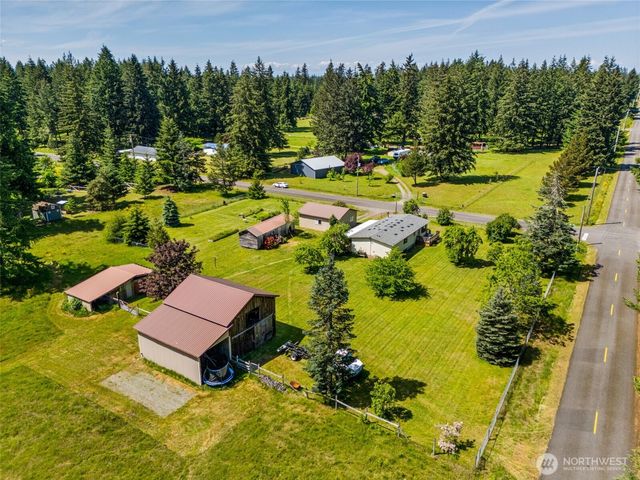 10739 128th Avenue SE, Rainier, WA 98576