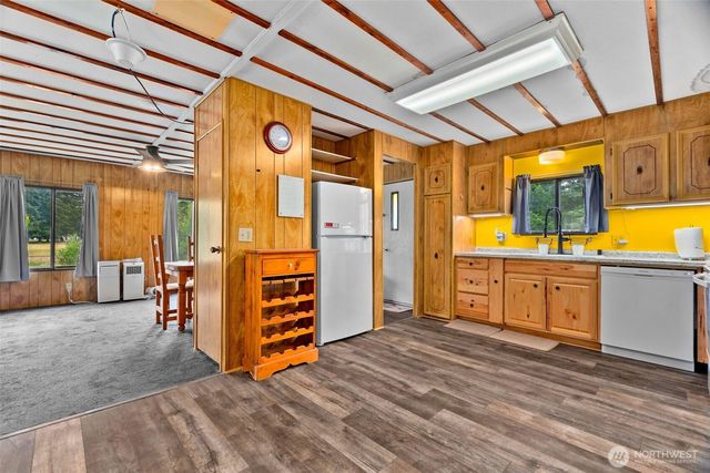 10739 128th Avenue SE, Rainier, WA 98576