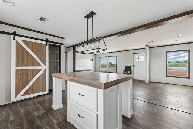 13262 Southerland Road, Blanchard, OK 73010