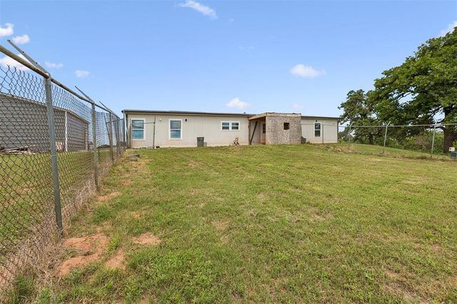 13262 Southerland Road, Blanchard, OK 73010