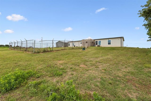 13262 Southerland Road, Blanchard, OK 73010