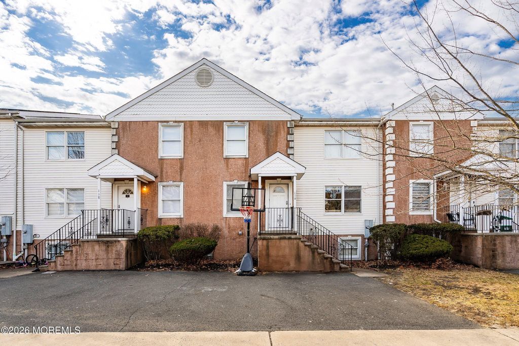 116 Ricky Lane, Lakewood, NJ 08701