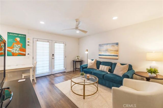 387 Cypress Drive 7, Laguna Beach, CA 92651