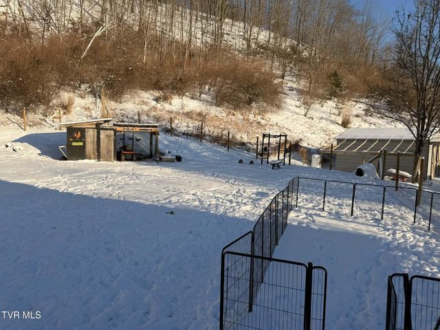 605 Charles Street, Clintwood, VA 24228