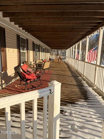 605 Charles Street, Clintwood, VA 24228