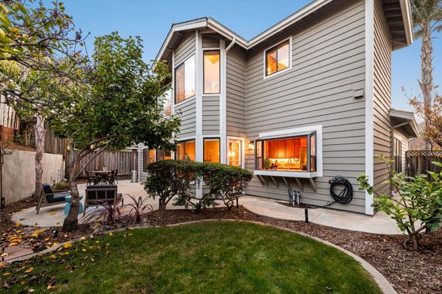 229 Marvilla Circle, Pacifica, CA 94044