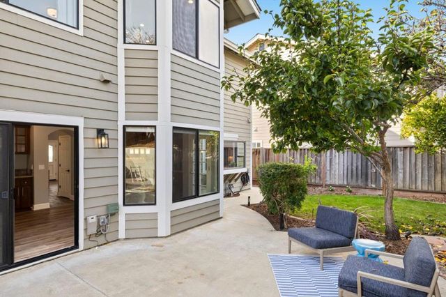 229 Marvilla Circle, Pacifica, CA 94044